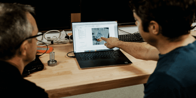 Revealing the Fractured Ice of Antarctica’s Thwaites Glacier | ECO